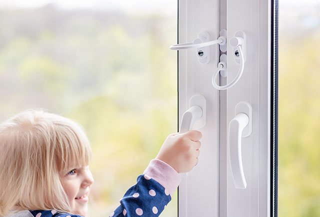 Schutz vor Einbrechern an Fenster & Türen